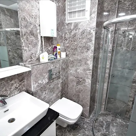 Queen Alanya 1+1 Fully Equipped Apartment אלאניה
